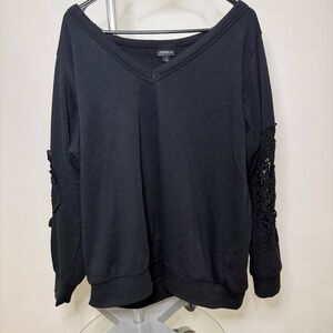 Torrid Black sweatshirt top with lace arm cutouts